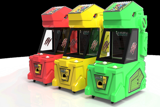 Монетка игрового автомата спортивной площадки s детей „мини снимая привелась в действие занятность аркады